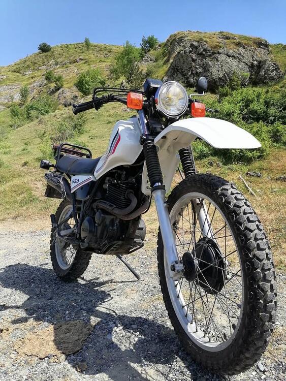 Yamaha Xt550 (3)