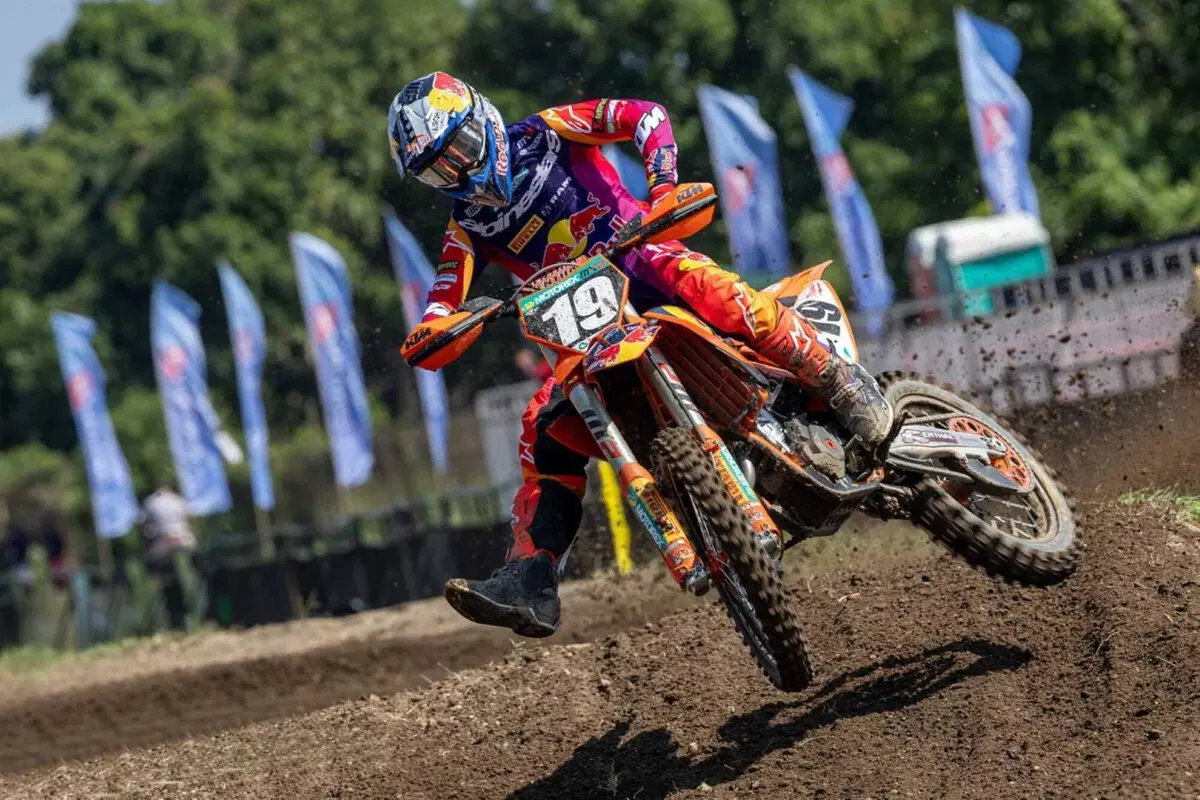 MXGP #11. GP Indonesia. Prado su Herlings e doppio De Wolf [GALLERY] (19)