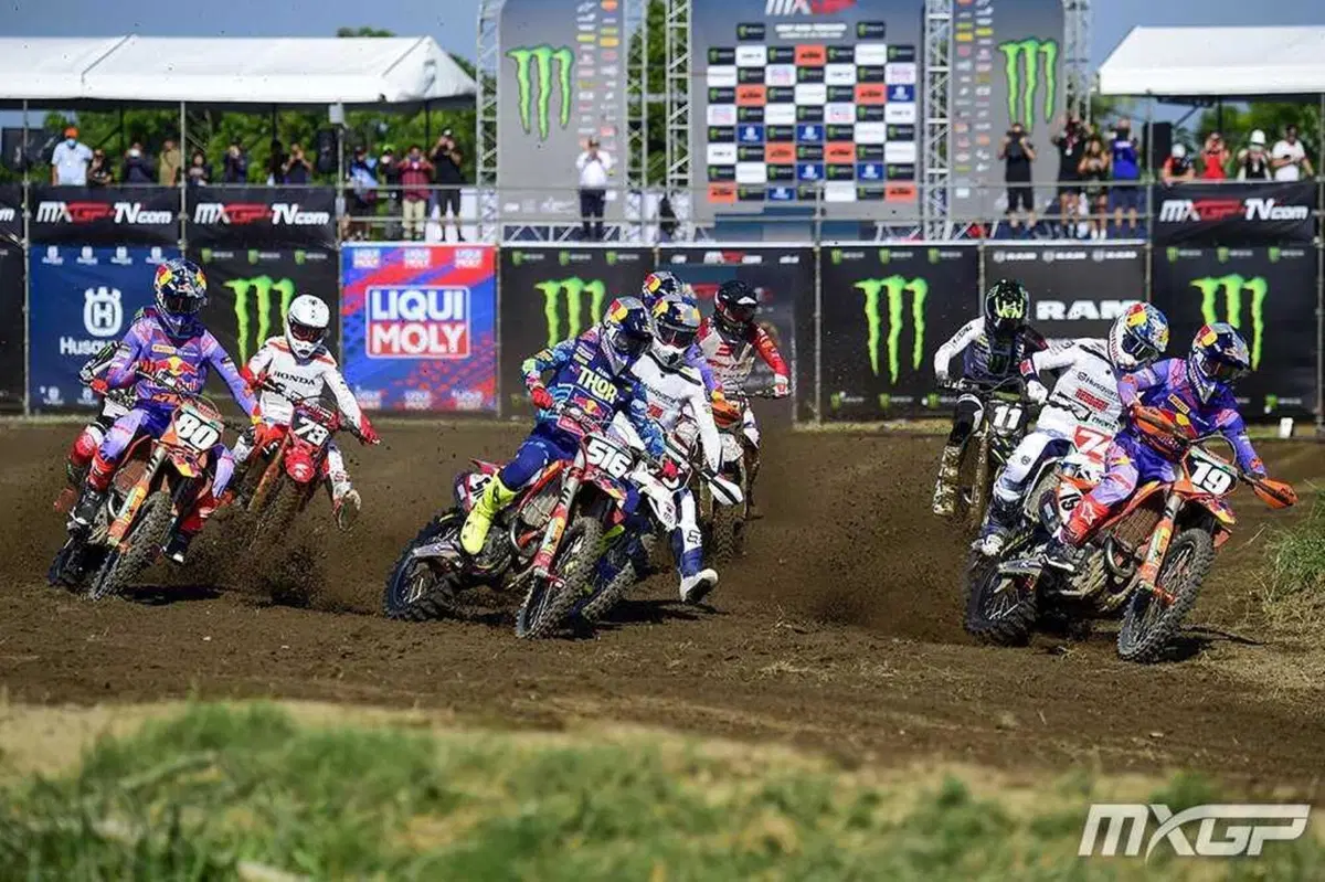 MXGP #11. GP Indonesia. Prado su Herlings e doppio De Wolf [GALLERY] (28)