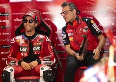 MotoGP 2024. GP d'Olanda. Enea Bastianini: Né io né Marc Marquez volevamo mollare. Mi sono divertito, siamo ad un buon punto per la vittoria 