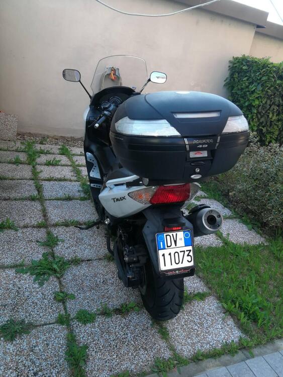 Yamaha T-Max 500 White Max (2010 - 11) (4)