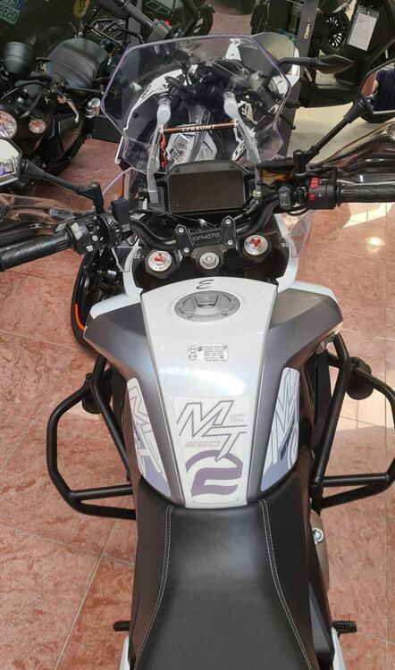 CFMOTO 650MT (2021 - 24) (4)