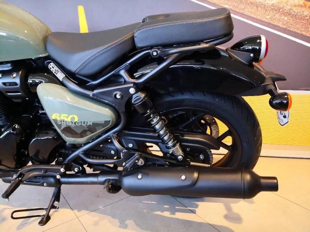 Royal Enfield Shotgun 650 (2024 - 26) (10)