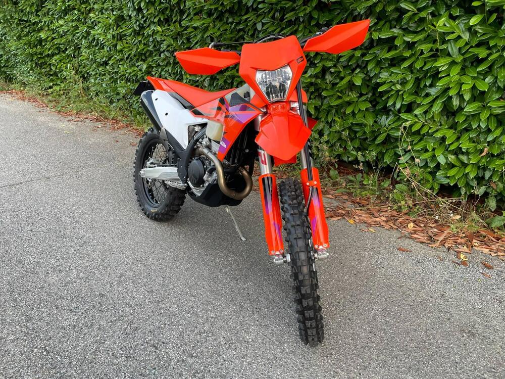 KTM EXC 250 F (2024) (3)