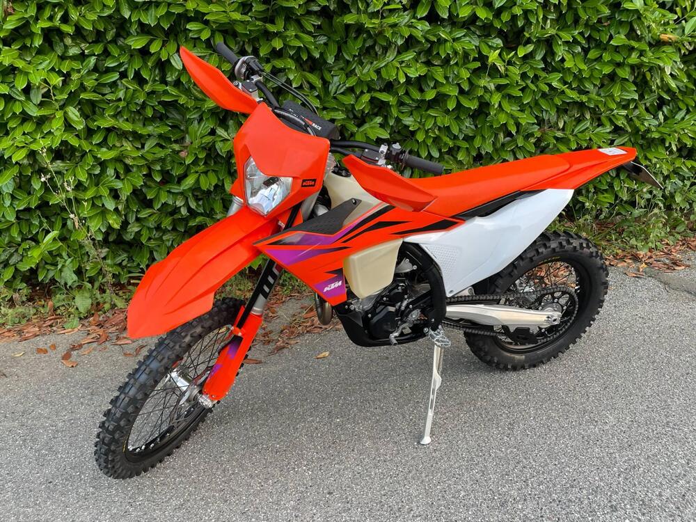 KTM EXC 250 F (2024) (4)