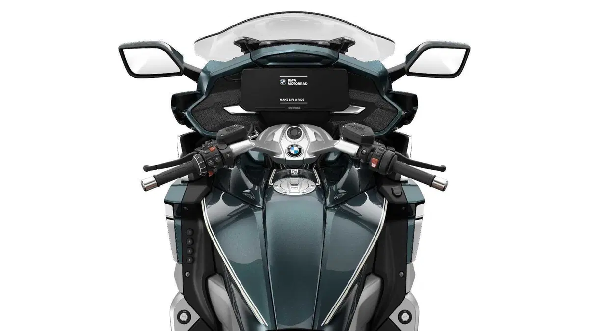 BMW Motorrad presenta gli aggiornamenti per i modelli 2025 (2)