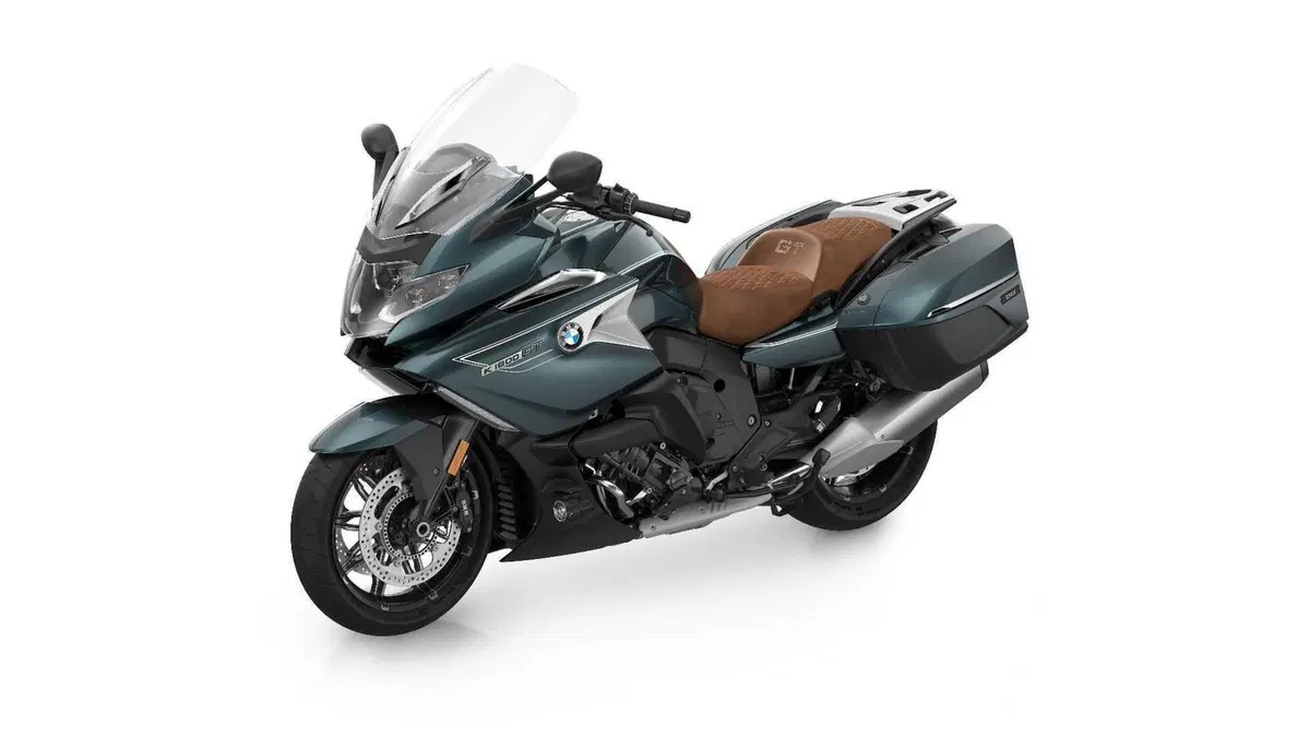 BMW Motorrad presenta gli aggiornamenti per i modelli 2025 (10)
