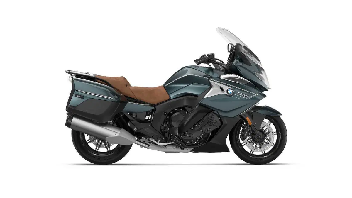 BMW Motorrad presenta gli aggiornamenti per i modelli 2025 (16)