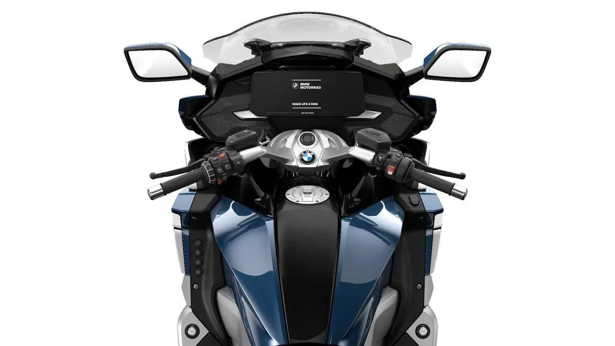 BMW Motorrad presenta gli aggiornamenti per i modelli 2025 (26)