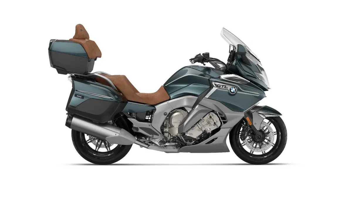 BMW Motorrad presenta gli aggiornamenti per i modelli 2025 (29)