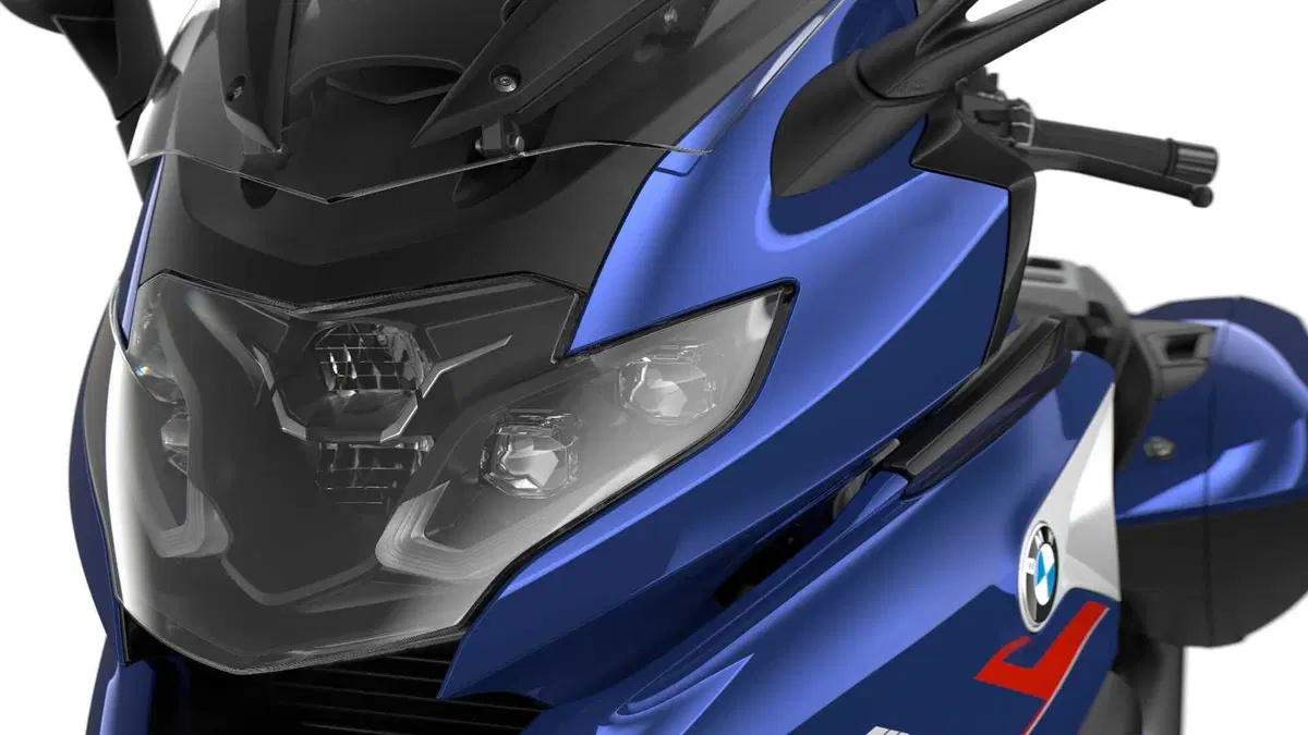 BMW Motorrad presenta gli aggiornamenti per i modelli 2025 (30)