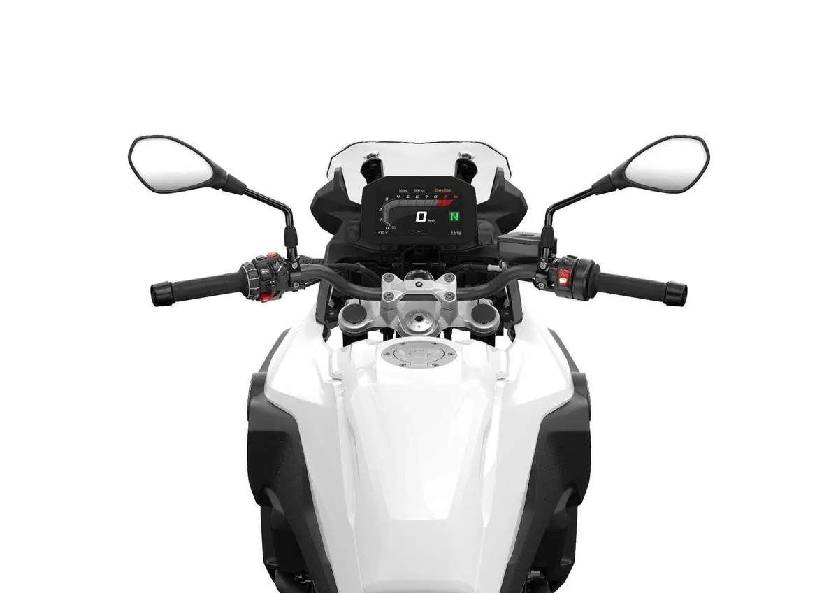 BMW Motorrad presenta gli aggiornamenti per i modelli 2025 (7)