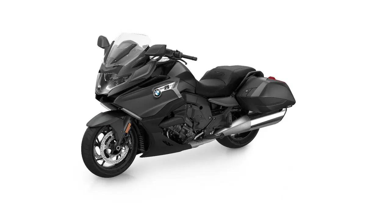 BMW Motorrad presenta gli aggiornamenti per i modelli 2025 (16)