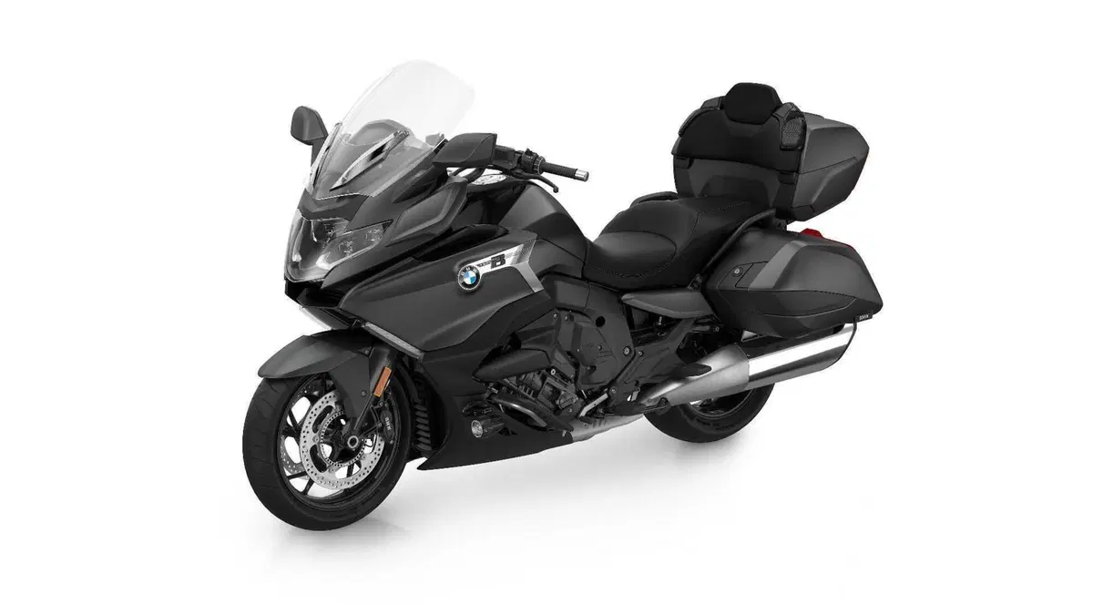 BMW Motorrad presenta gli aggiornamenti per i modelli 2025 (19)