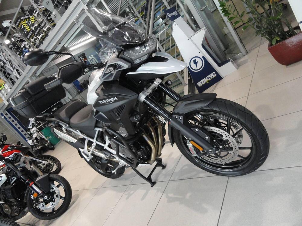 Triumph Tiger 1200 Rally Pro (2022 - 23) (2)