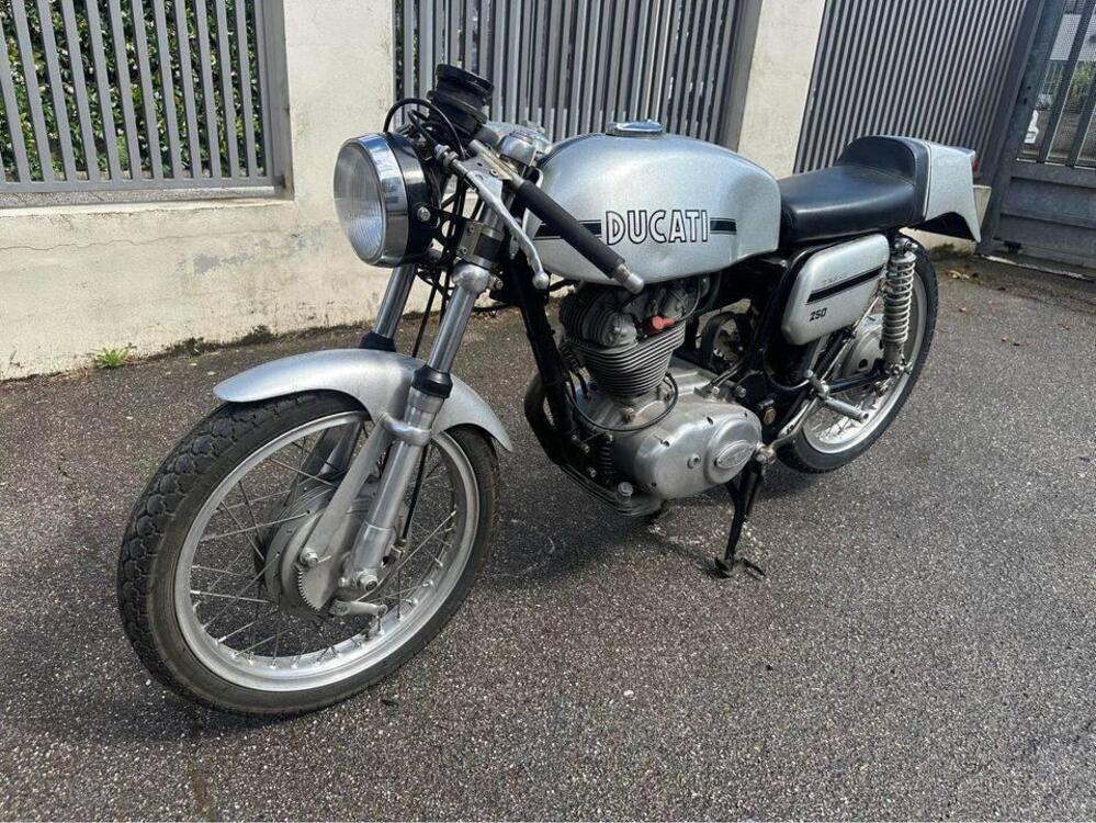 Ducati 250