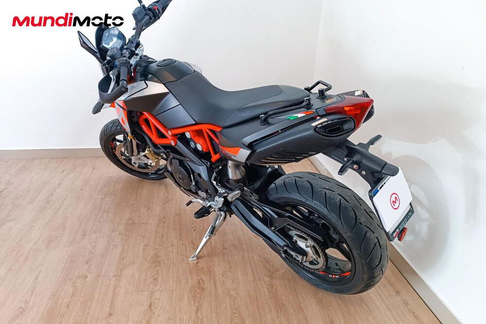 Aprilia Dorsoduro 900 (2017 - 20) (5)