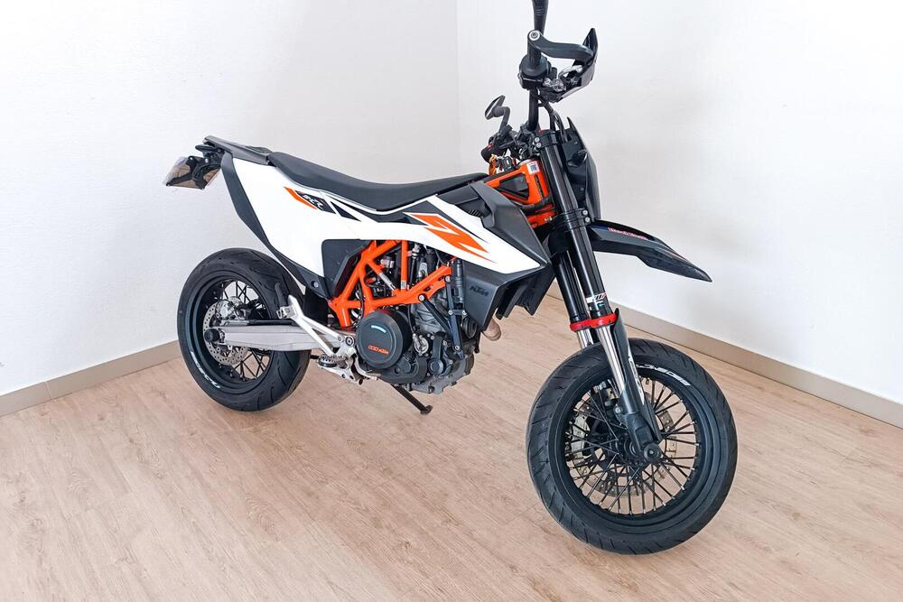 KTM 690 SMC R (2012 -17) (2)