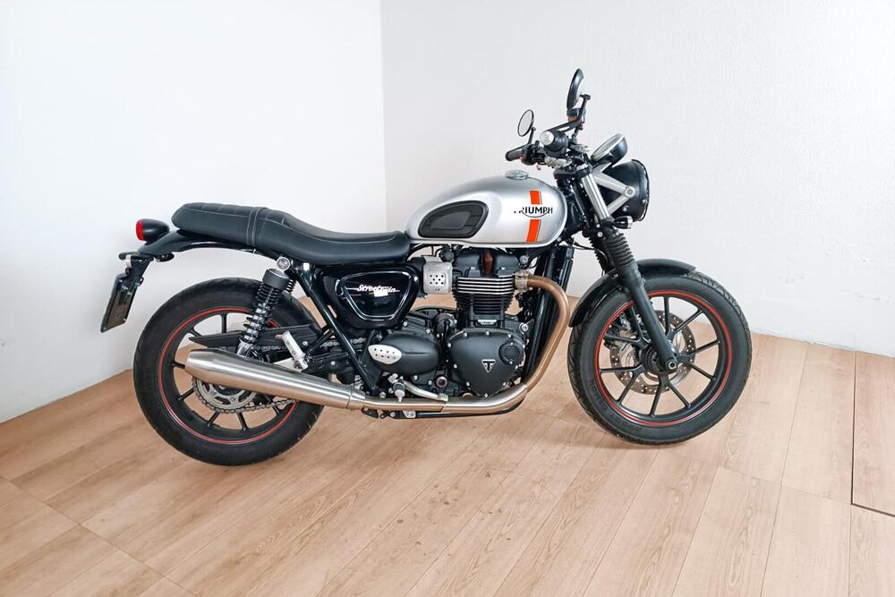 Triumph Street Twin 900 (2017 - 18)