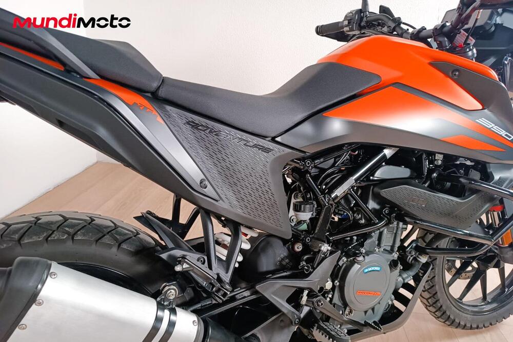 KTM 390 Adventure (2020) (4)