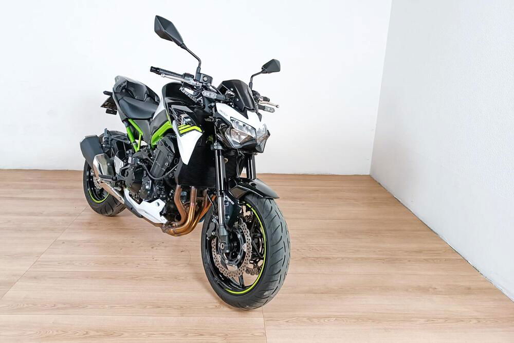 Kawasaki Z 900 (2017 - 18) (2)