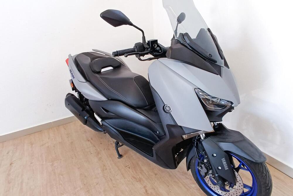 Yamaha X-Max 300 Tech Max (2020) (2)