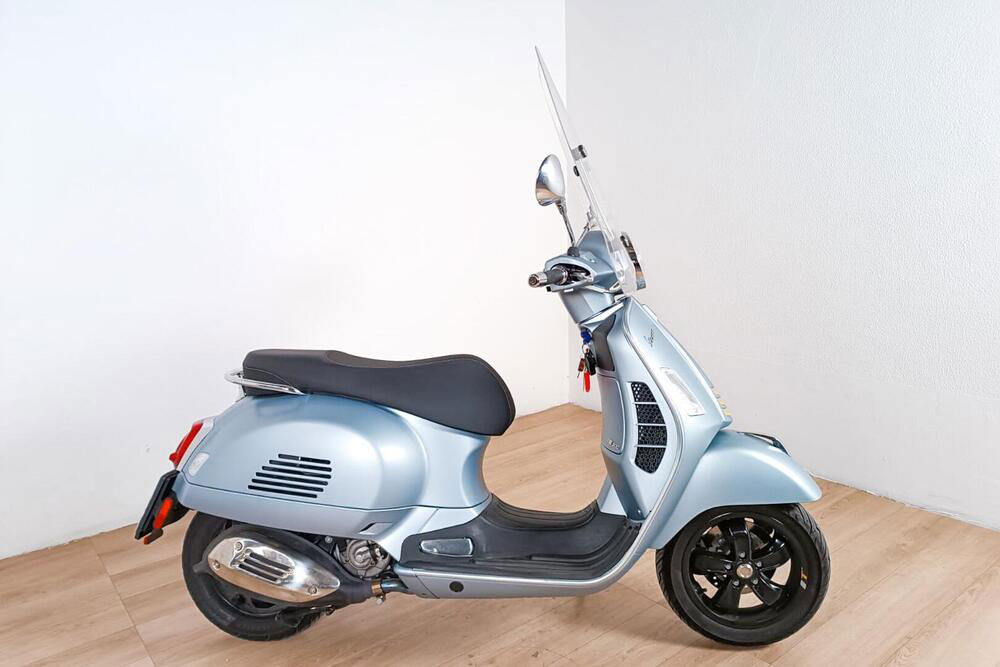 Vespa GTS 300 Supertech Hpe (2021 - 22)