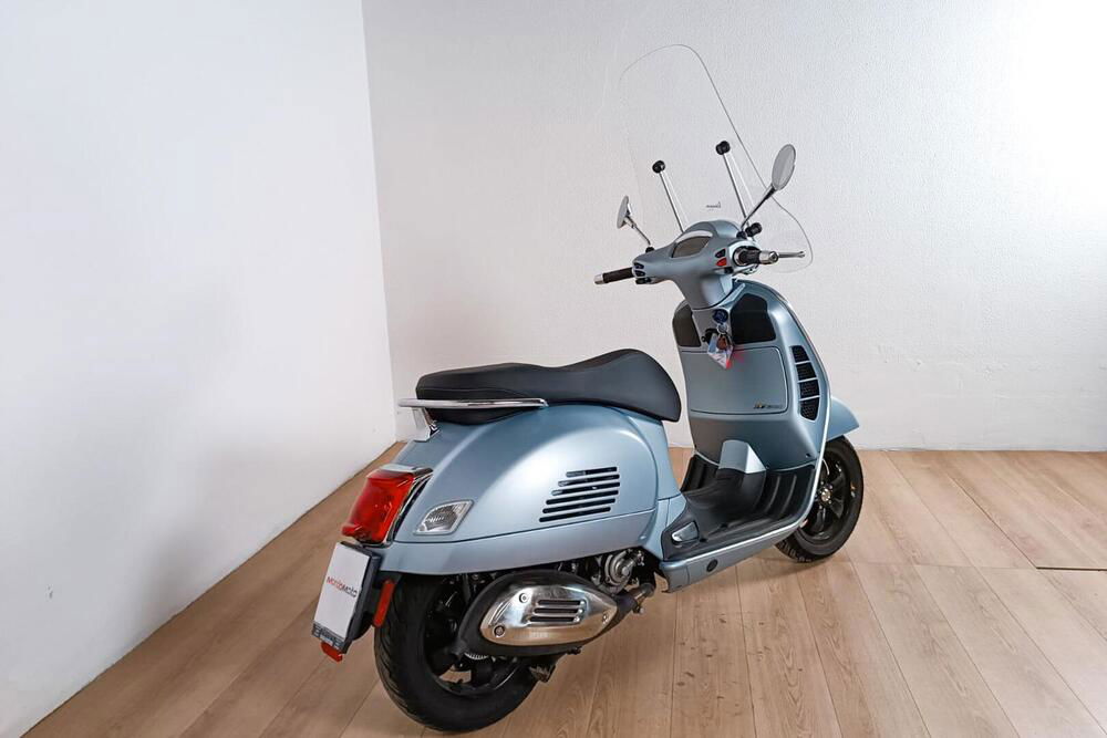 Vespa GTS 300 Supertech Hpe (2021 - 22) (3)