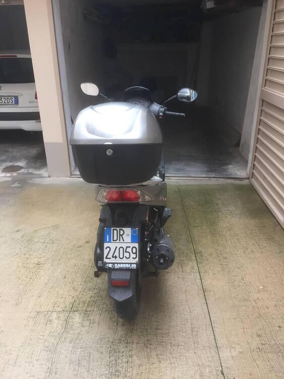 Kymco Agility 200i R16 (2008 - 16) (4)