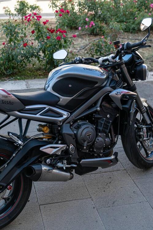 Triumph Street Triple RS (2020 - 22) (2)