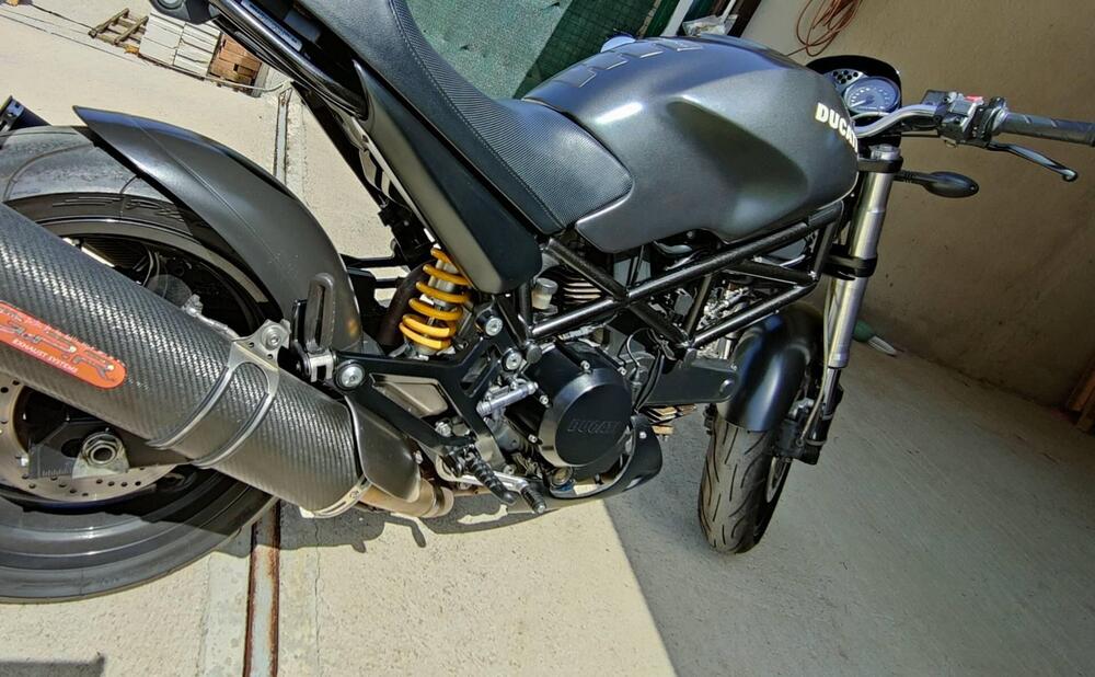 Ducati Monster 695 (2006 - 08) (4)