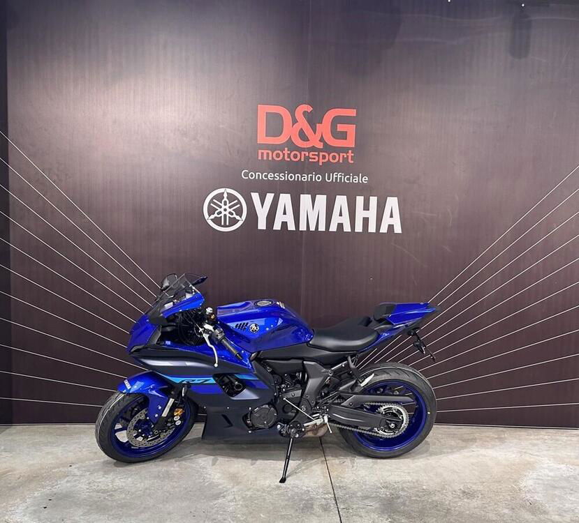 Yamaha YZF R7 (2021 - 24) (2)