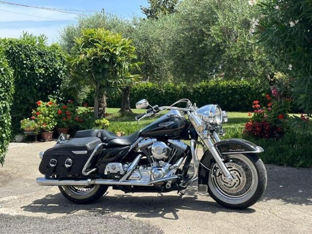 Harley-Davidson 1450 Road King Classic (1999 - 02) - FLHRCI