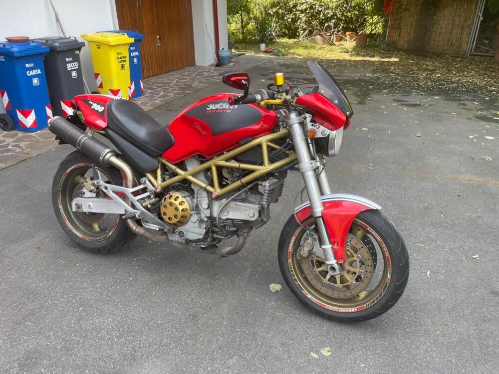 Ducati Monster 900 City (1998 - 02) (2)