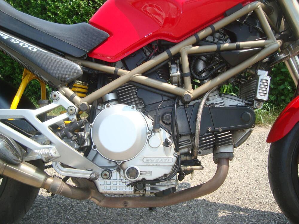 Ducati Monster 900 (3)