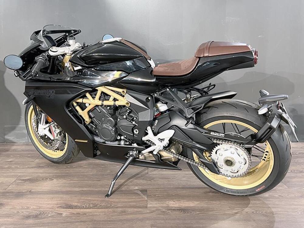 MV Agusta Superveloce 800 S (2021 - 24) (2)