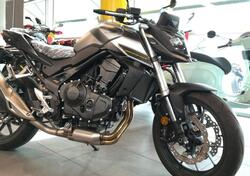 Honda CB 750 Hornet (2023 - 25) nuova