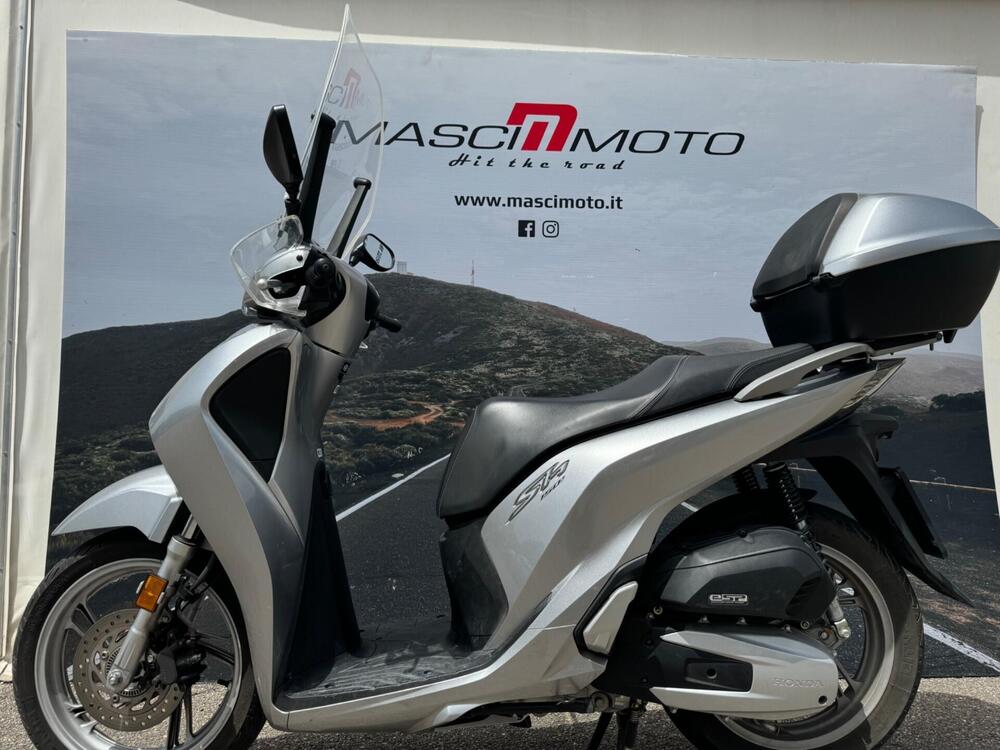 Honda SH 150 i (2017 - 19) (4)