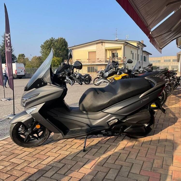 Kymco X-Town 300i (2021 - 24) (4)