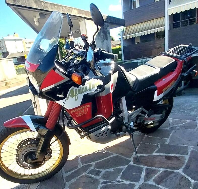 Honda Africa Twin XRV 750 (1992) (5)