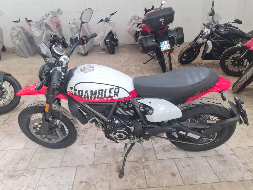 Ducati Scrambler 800 Urban Motard (2022) (2)