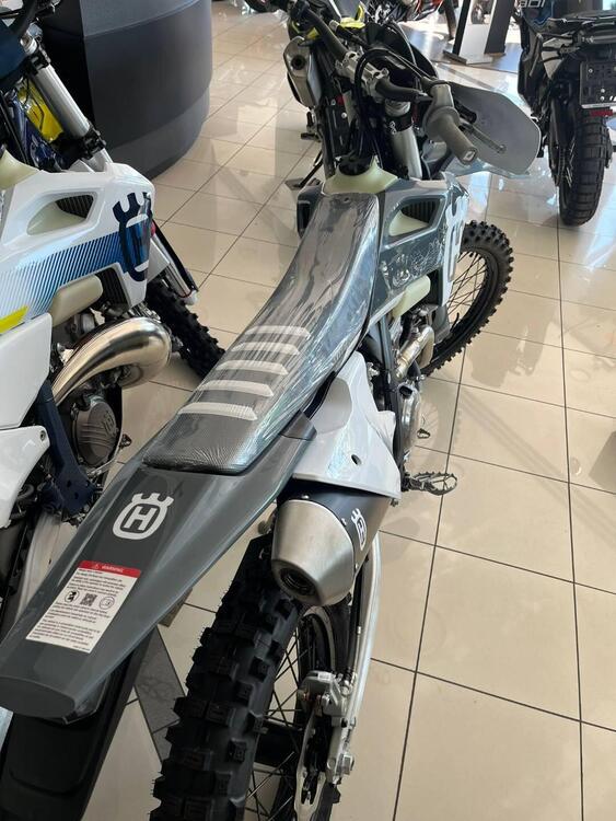 Husqvarna FE 350 Pro (2024) (2)