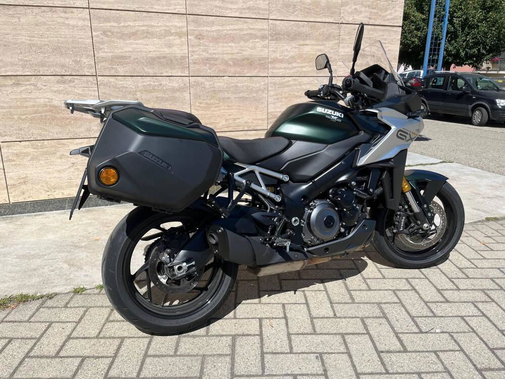 Suzuki GSX-S1000GX Touring (2024) (4)