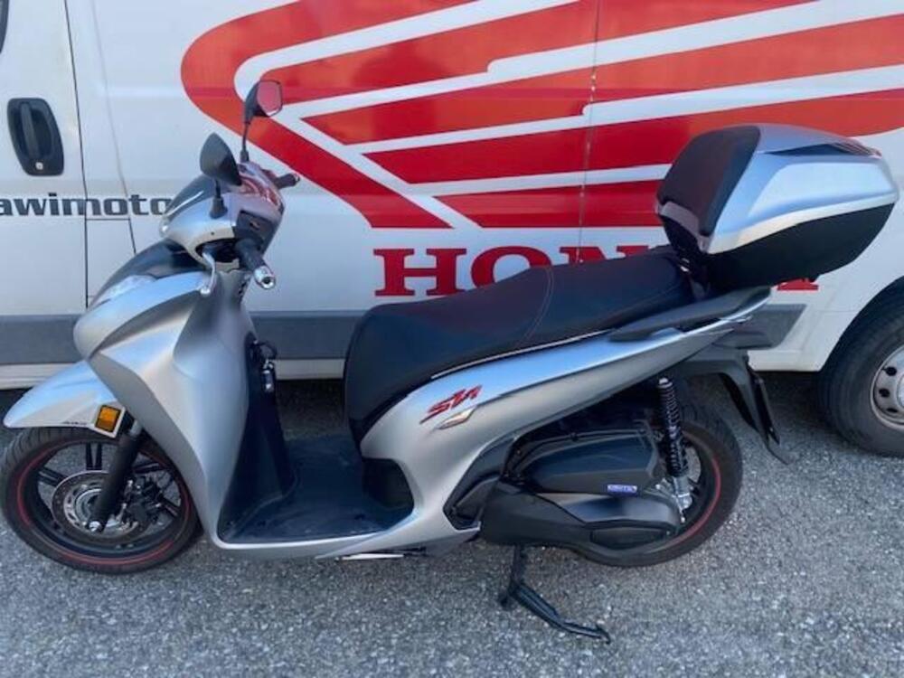 Honda SH 350 Sport (2021 - 24) (2)