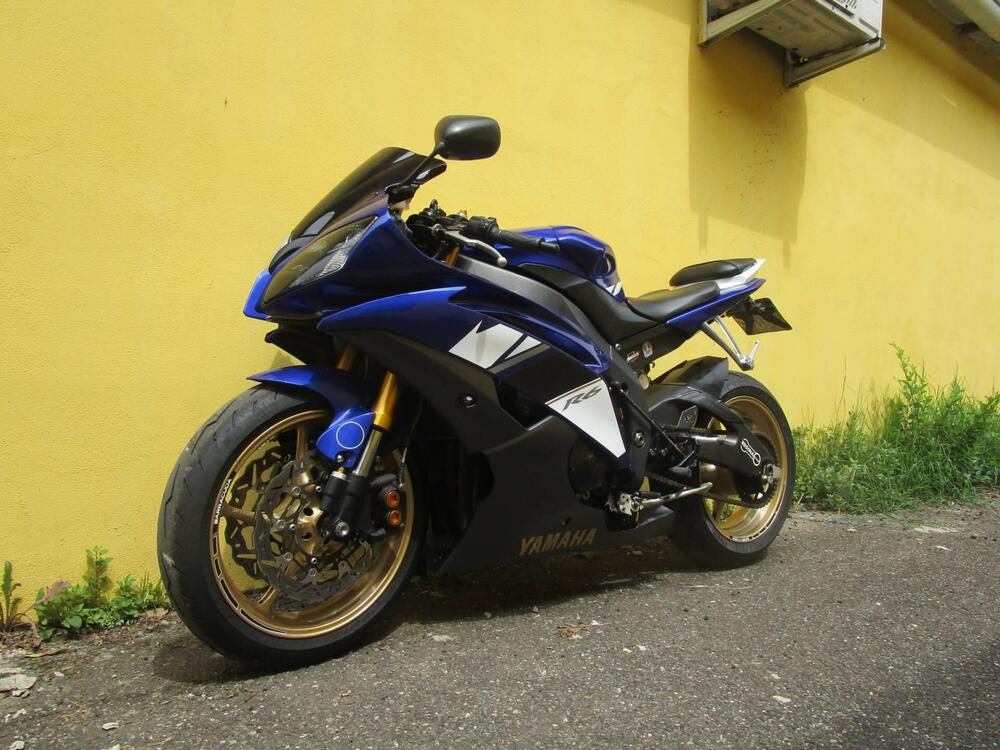 Yamaha YZF R6 (2008 - 09) (4)