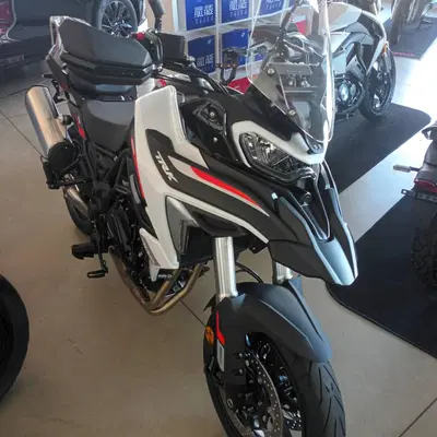 Benelli TRK 702 (2026) nuova