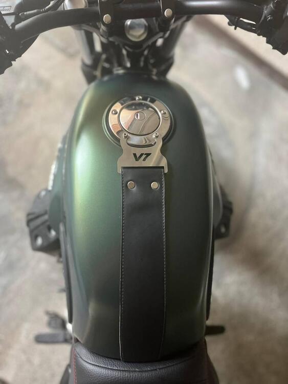 Moto Guzzi V7 Special (2012 - 14) (5)