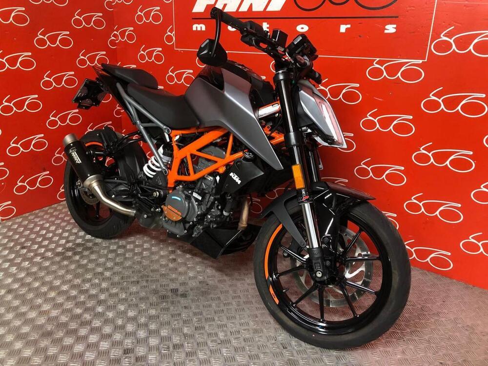 KTM 125 Duke (2021 - 23) (2)