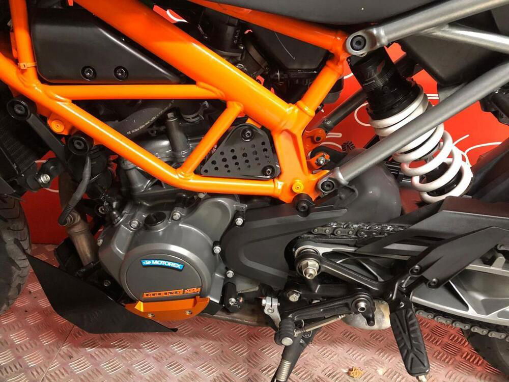 KTM 125 Duke (2021 - 23) (5)