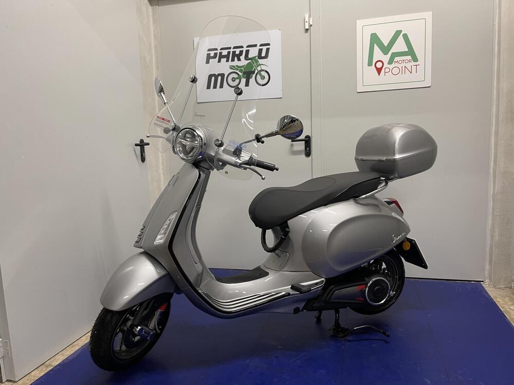 Vespa Vespa Elettrica 70 Red (2022 - 24) (2)